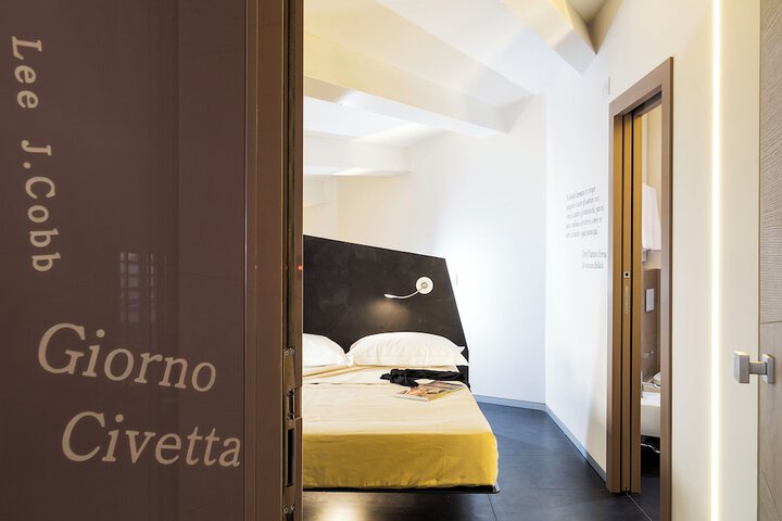 Room 40 of 75