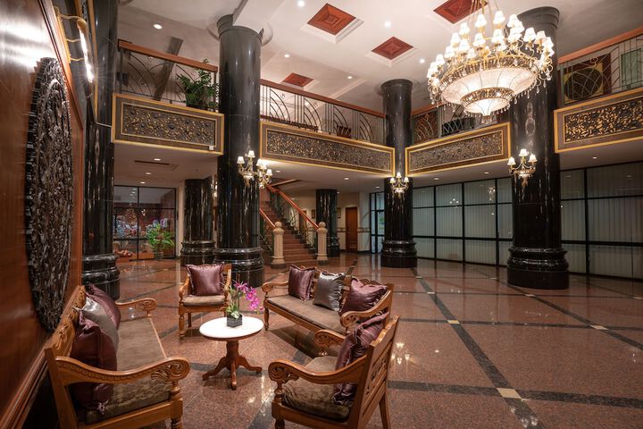 Lobby Photos