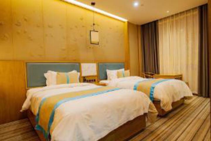 Room 7 of 7