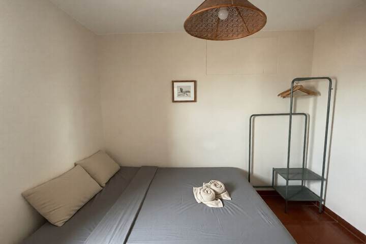 Room 6 of 23