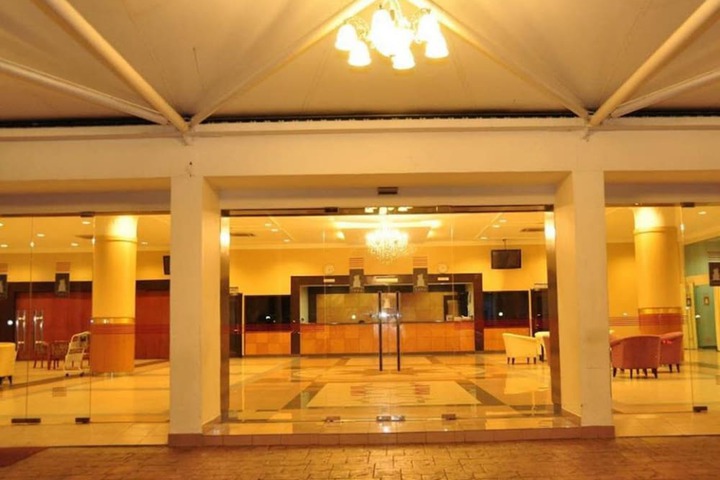 Hotel 2 of 51