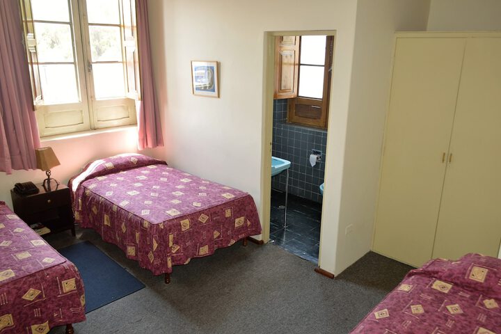 Room 13 of 86