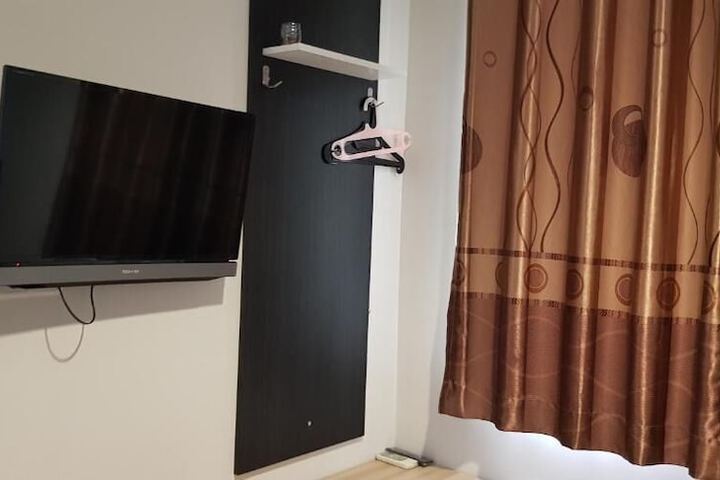 Room 15 of 39