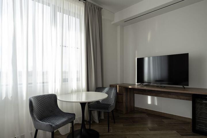 Room 7 of 135