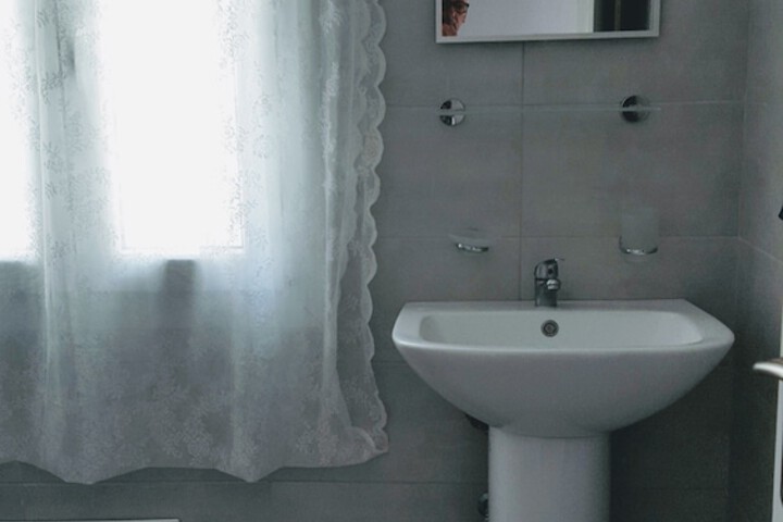 Room 103 of 278