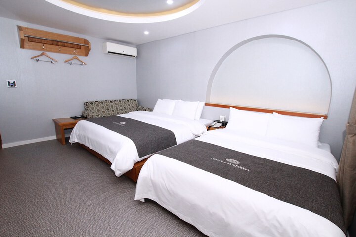 Room 21 of 54