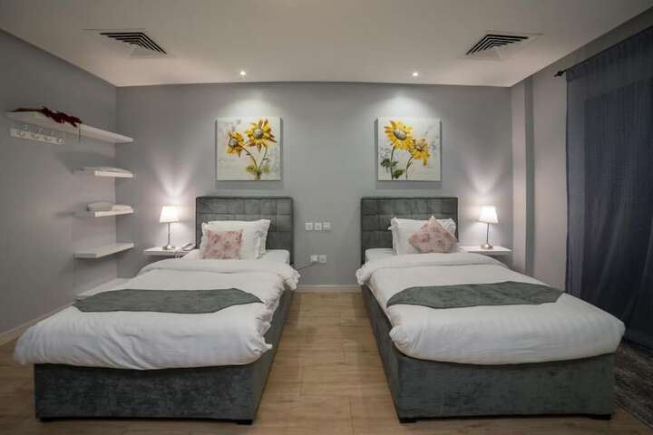 Room 43 of 75
