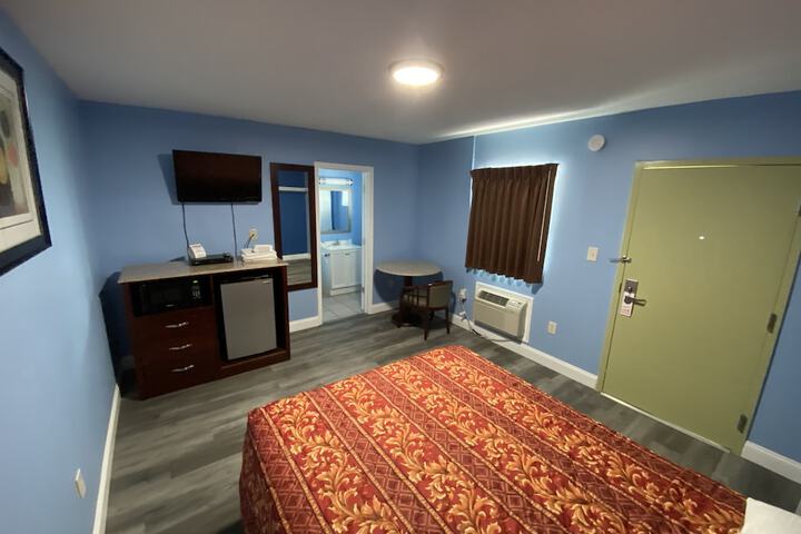 1 Queen Bed (52 of 69)