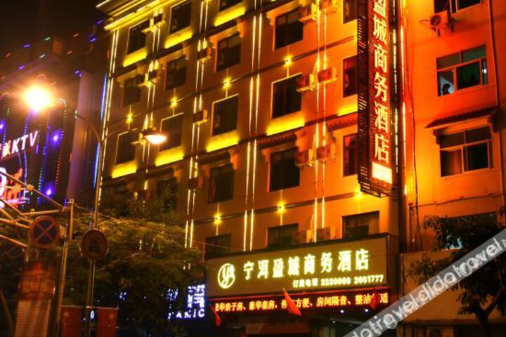 Hotel 6 of 10