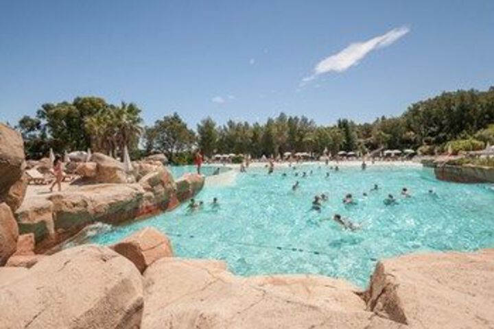 Pool 177 of 228