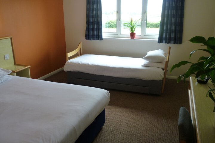 Room 18 of 34