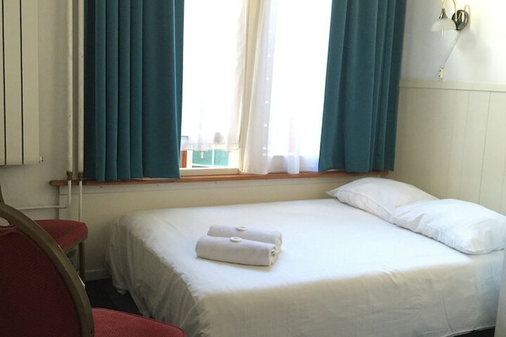 Room 12 of 55