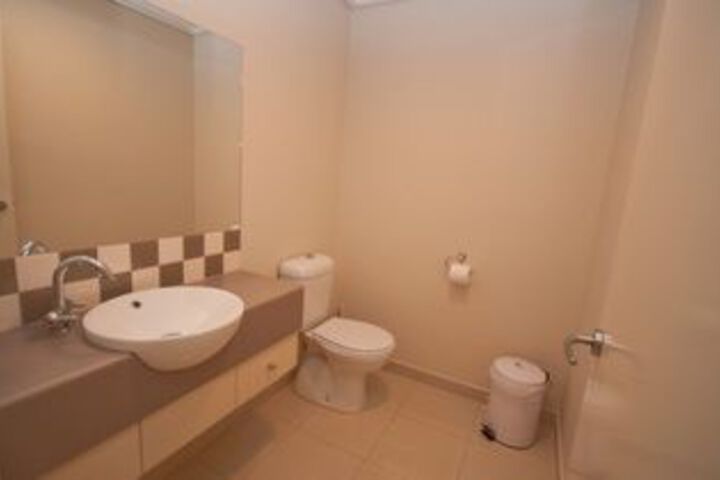 Room 3 of 12