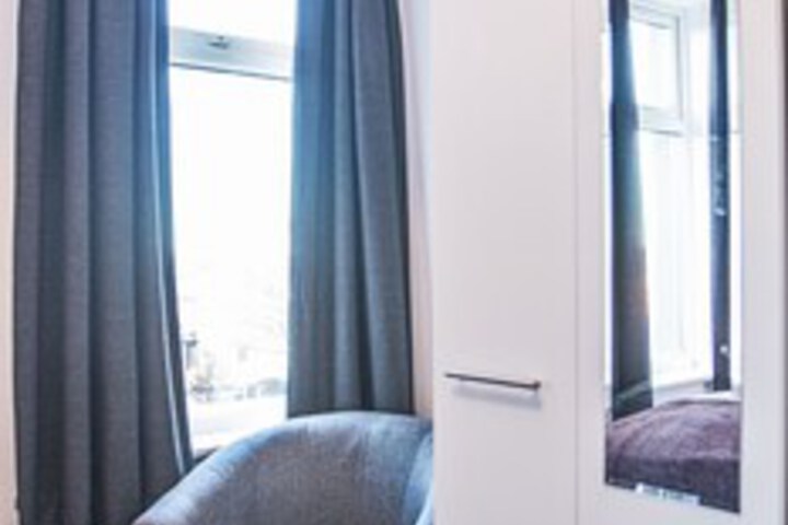 Room 38 of 82