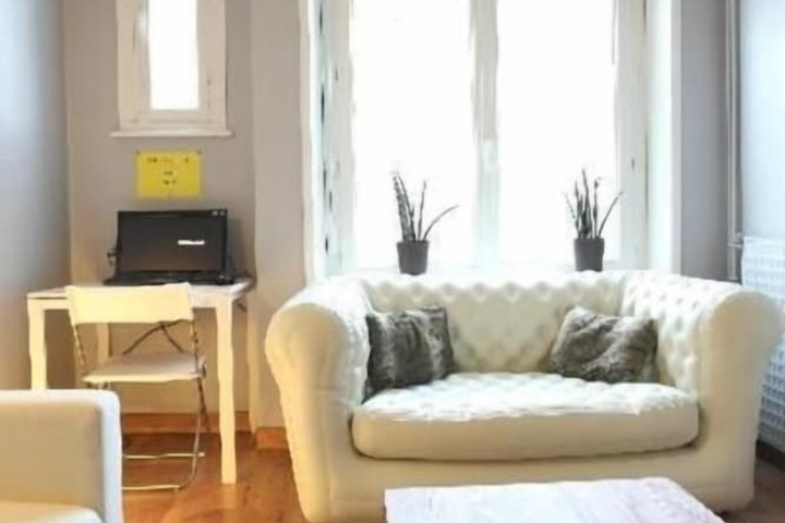 Room 18 of 31
