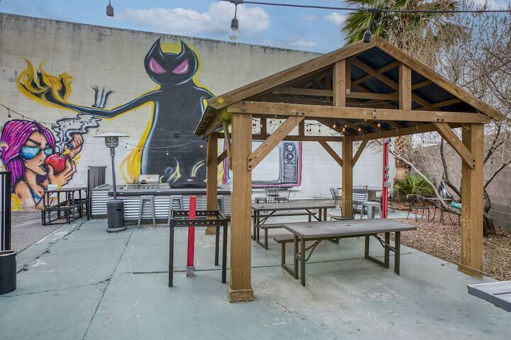 Terrace/Patio 28 of 42