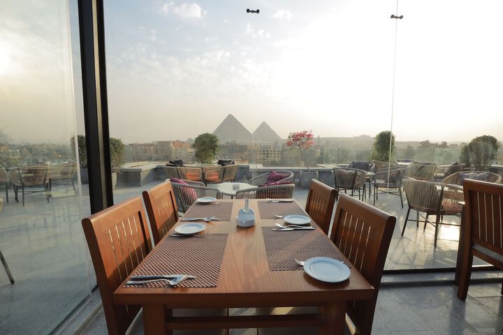 Dining 106 of 126