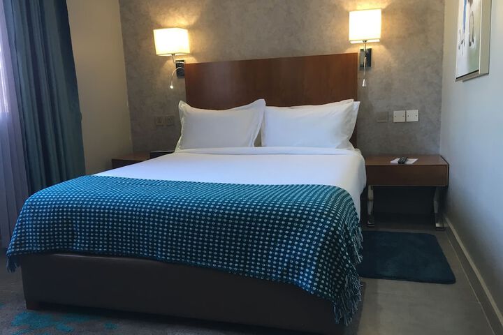Room 4 of 49