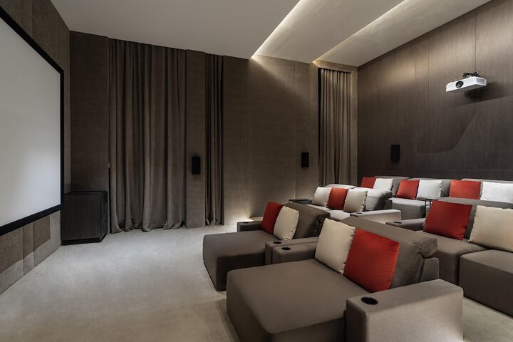 Hotel Interior 78 of 145