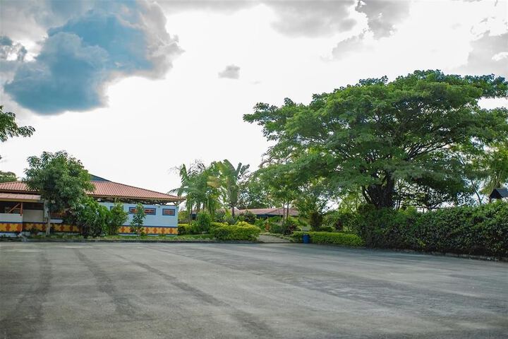 Property Grounds 29 of 41