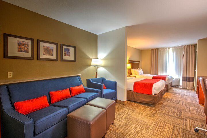 Suite 2 Queen Beds (14 of 27)
