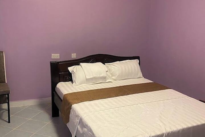 Room 6 of 23