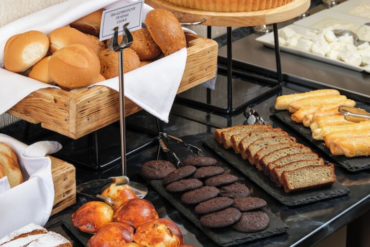 Breakfast/Coffee Service 70 of 86