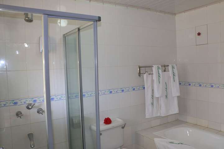 Room 14 of 50