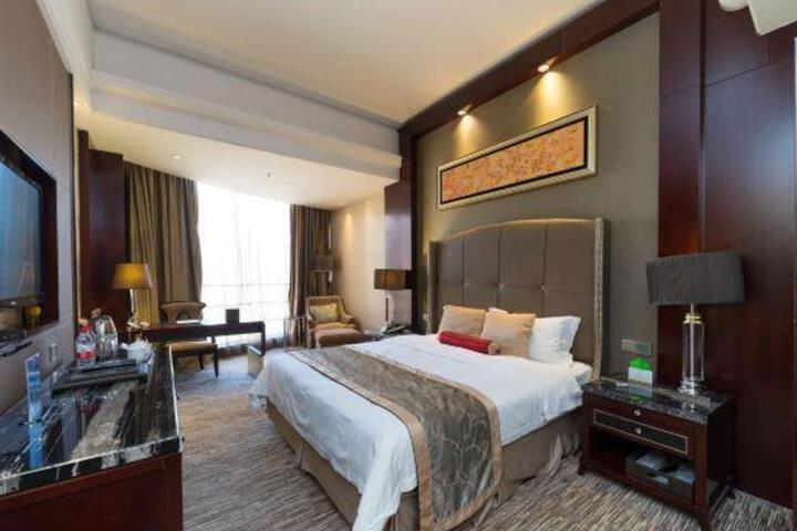 Photo of Liankang Wealth International Hotel