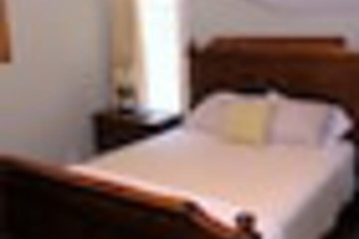 Room 44 of 252