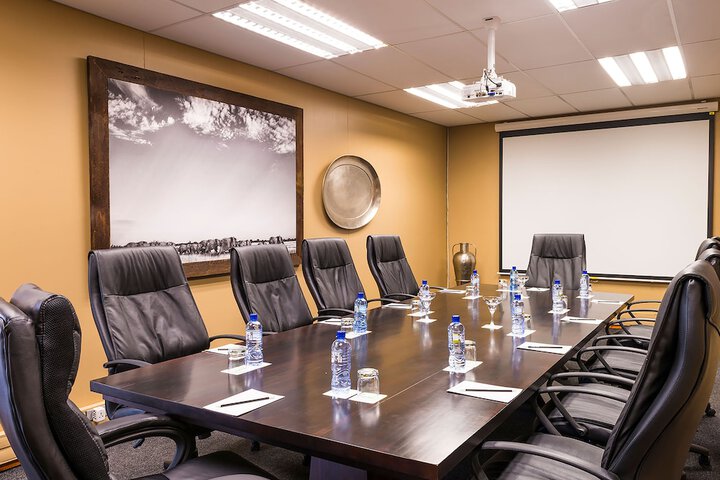 Business Center 57 of 77