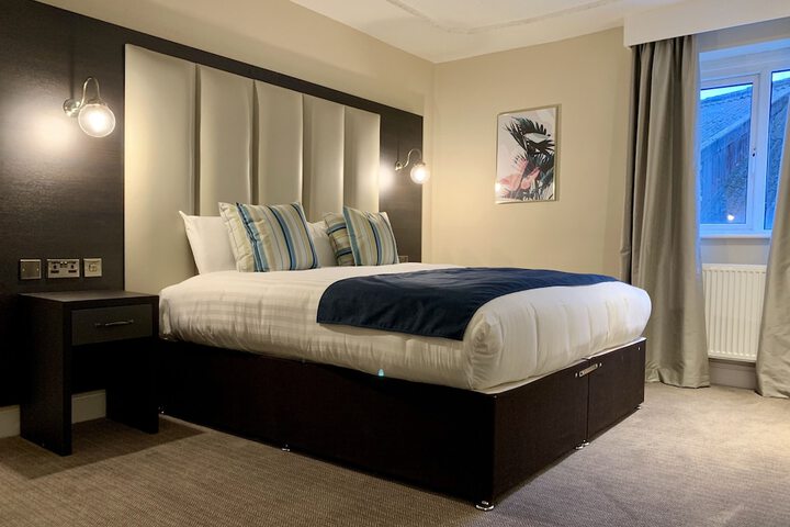 Room 20 of 105