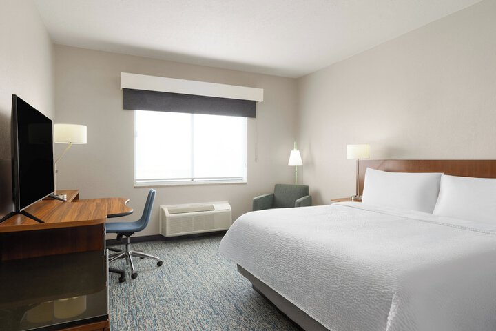 Room 15 of 35