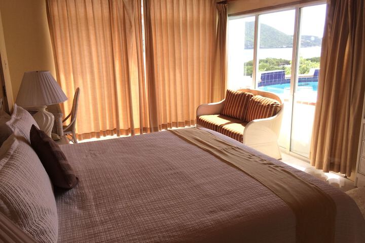 Room 12 of 39