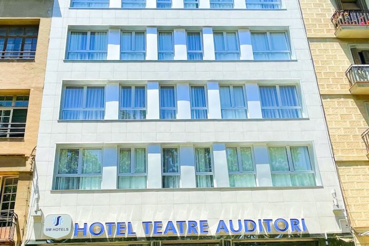 Hotel 71 of 74
