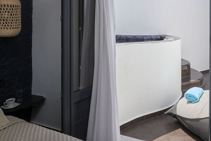 Room 20 of 211