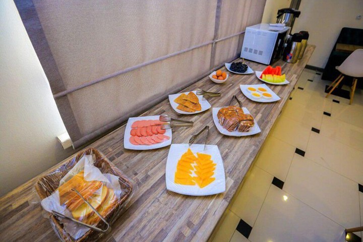 Breakfast/Coffee Service 44 of 56