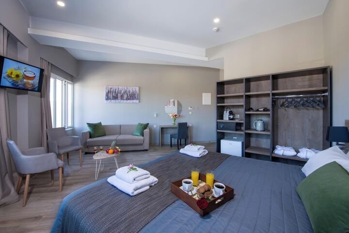 Room 7 of 24