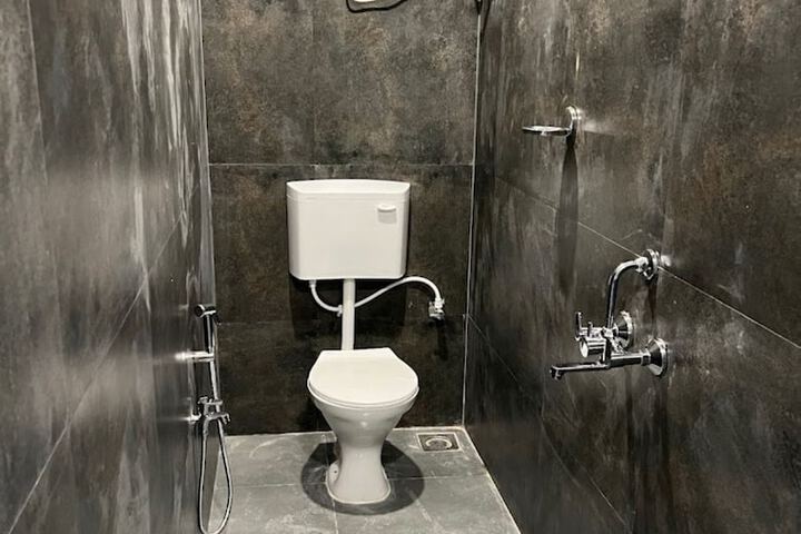 Room 18 of 26