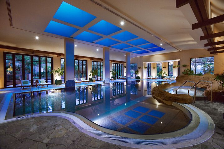 Pools & Facilities