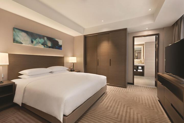 Room 19 of 44