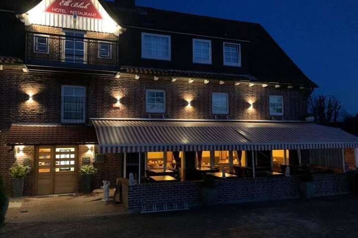 Front of property - evening/night