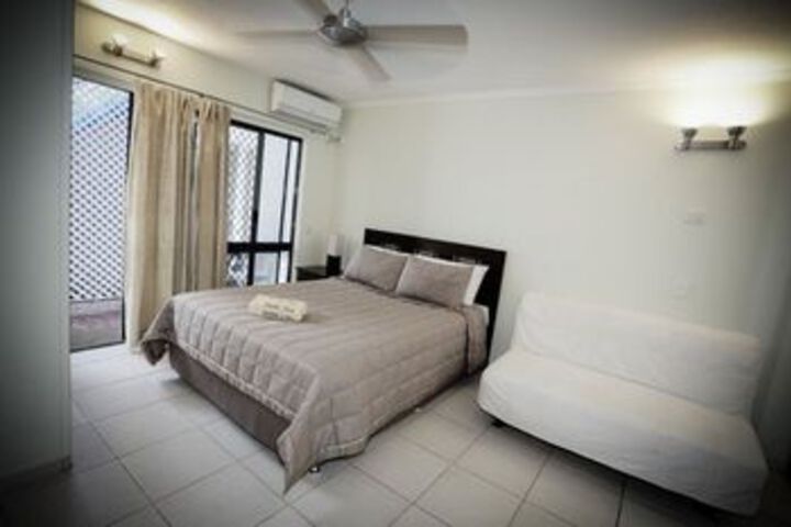 Room 7 of 23
