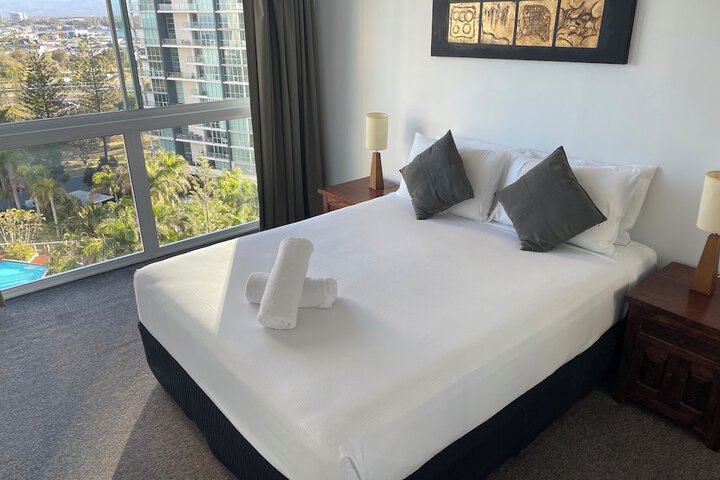 Room 3 of 52