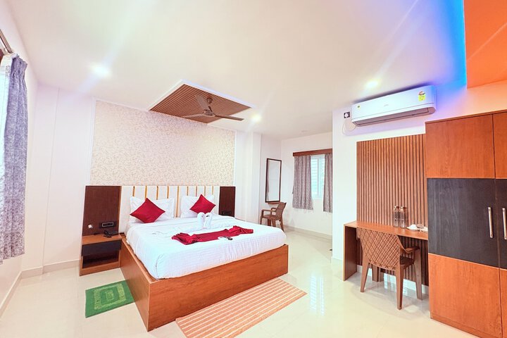 Room 5 of 27