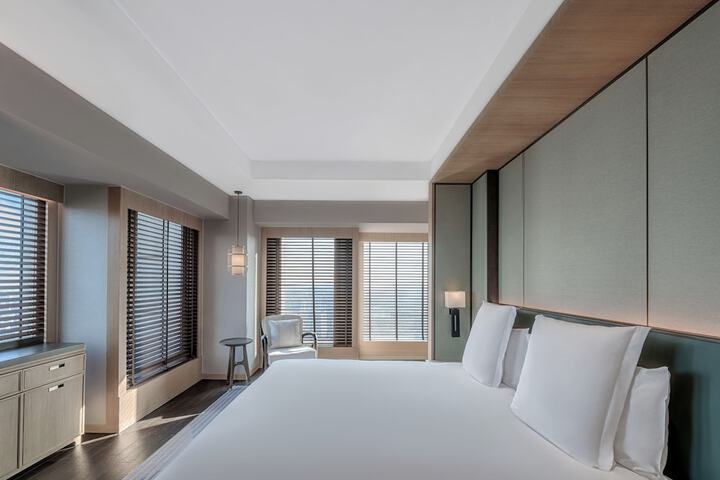 Room 21 of 95