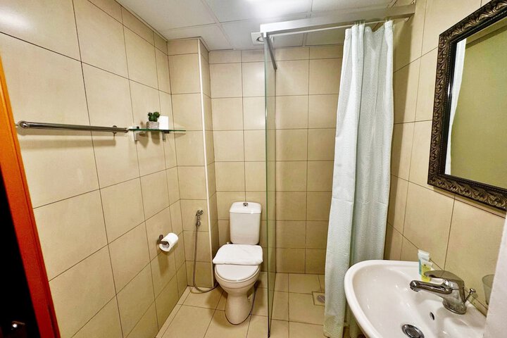Room 56 of 114