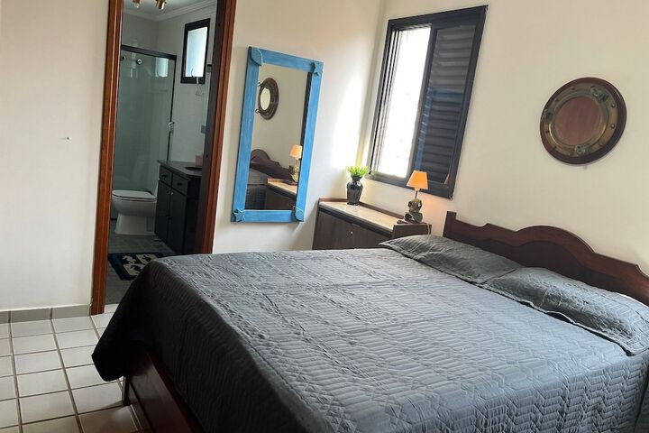 Room 6 of 487