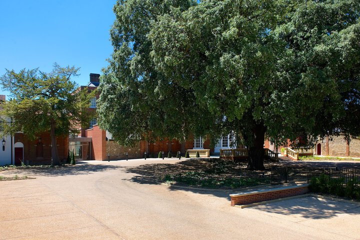 Property Grounds 53 of 59