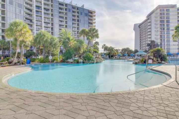 Exterior of 205 Edgewater Beach Resort